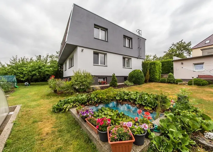 بيت ريفي Milada